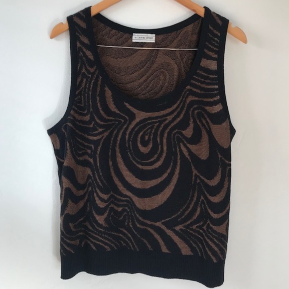 St. John Sport Knit Sweater Shell VGUC - Picture 2 of 5
